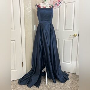 Elegant Navy Blue Gown size 10